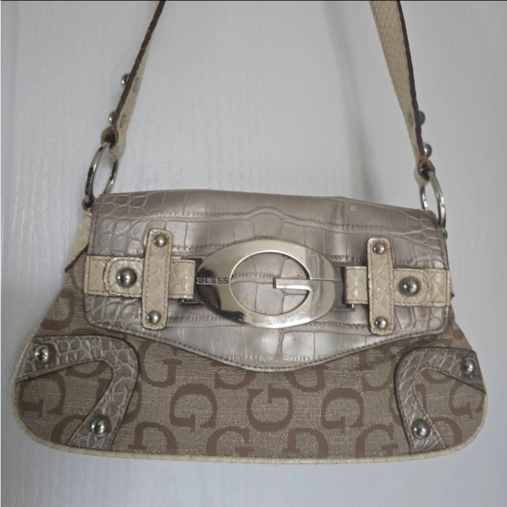 Vintage Guess Beige and Brown
Shoulder Bag